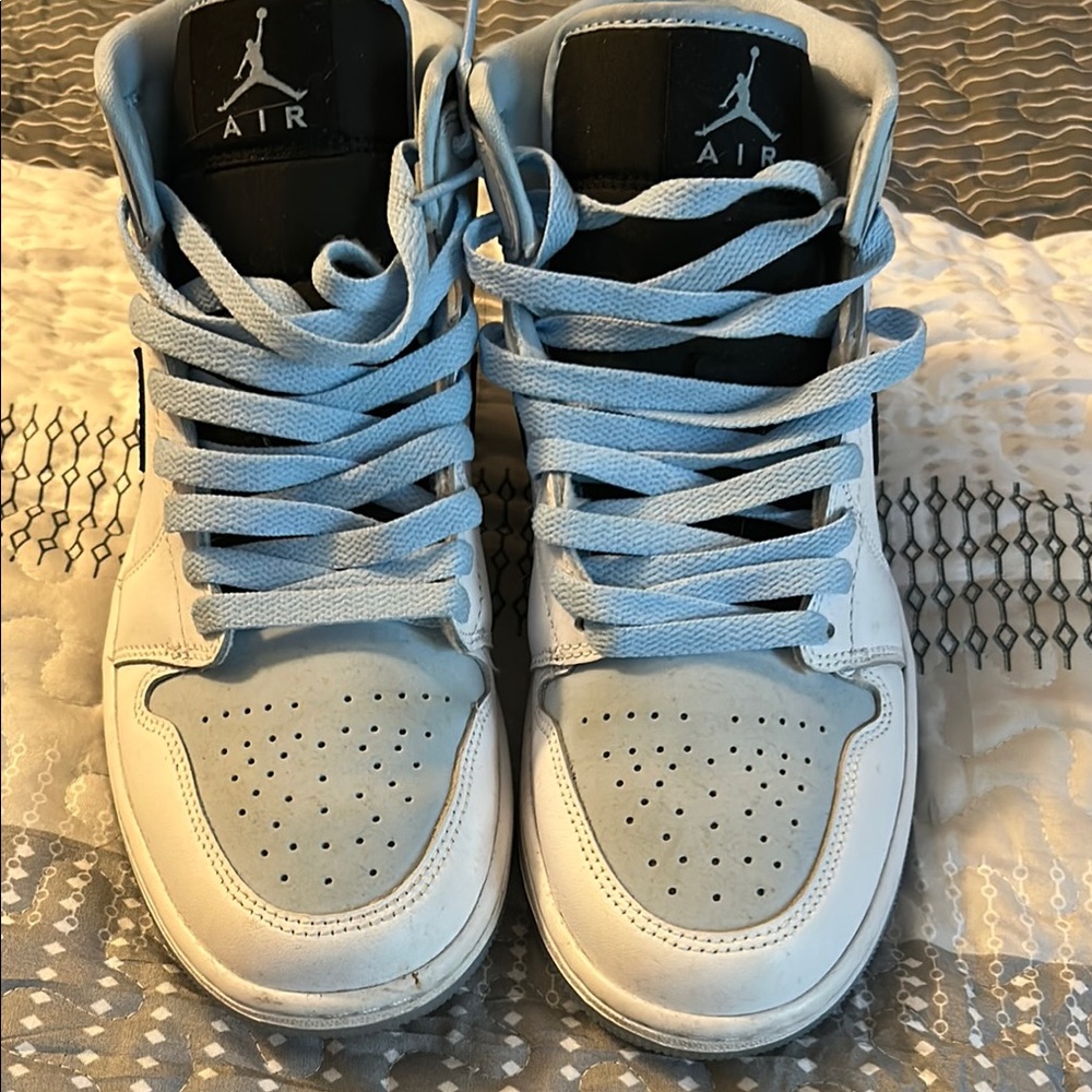 Nike High-Top Jordan’s